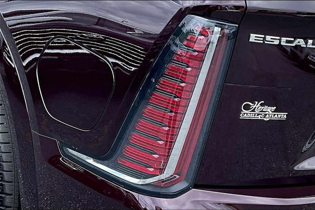 2025 Cadillac ESCALADE IQ Luxury 2