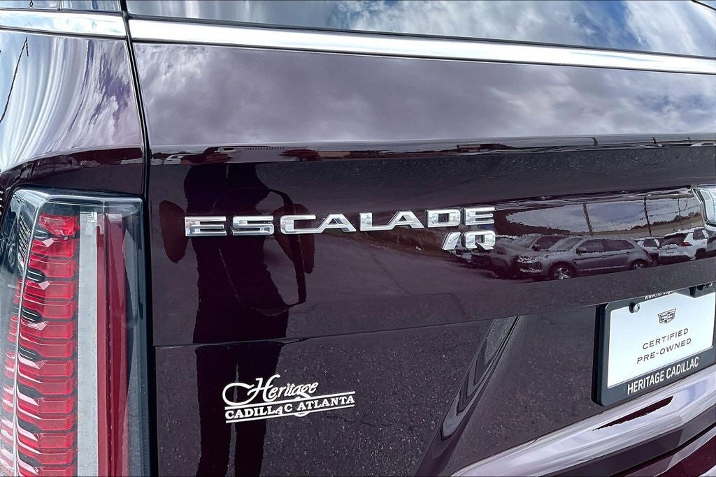 2025 Cadillac ESCALADE IQ Luxury 2
