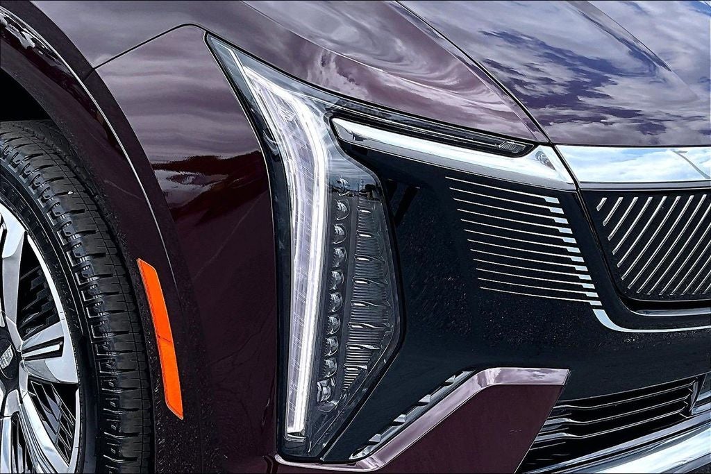 2025 Cadillac ESCALADE IQ Luxury 2