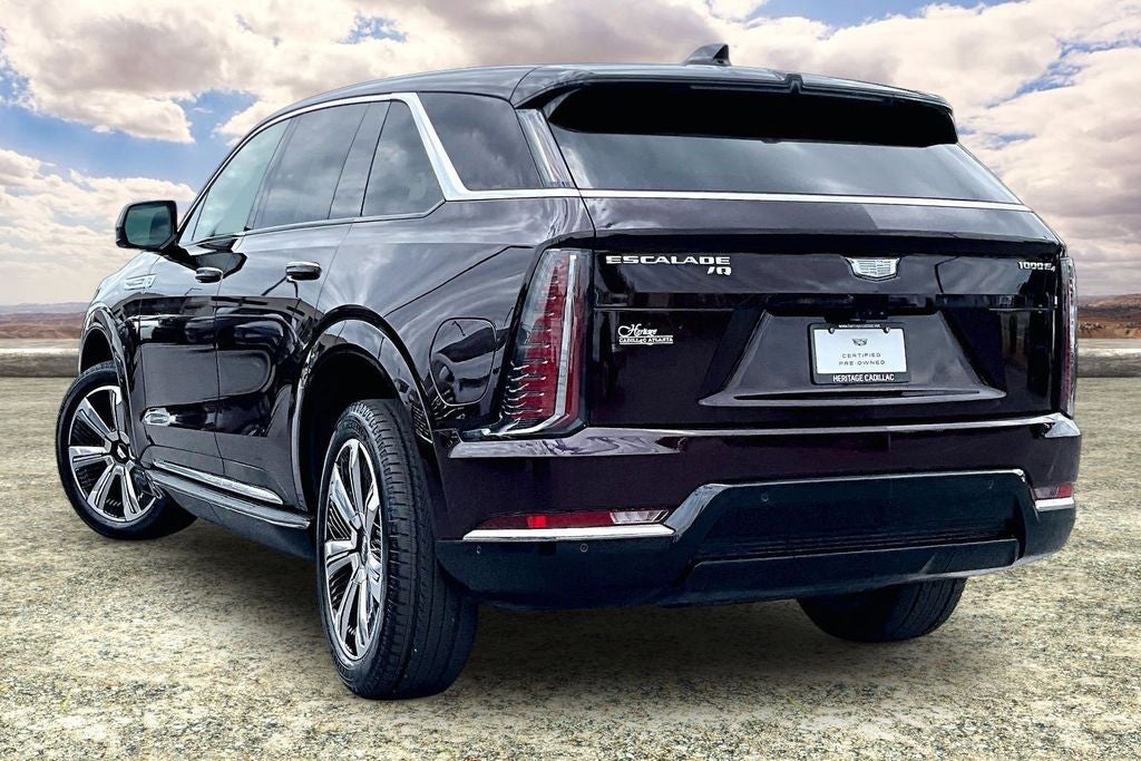2025 Cadillac ESCALADE IQ Luxury 2