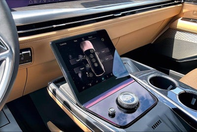 2025 Cadillac ESCALADE IQ Luxury 2