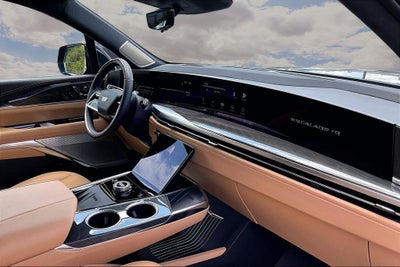 2025 Cadillac ESCALADE IQ Luxury 2