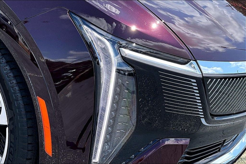 2025 Cadillac ESCALADE IQ Luxury 2