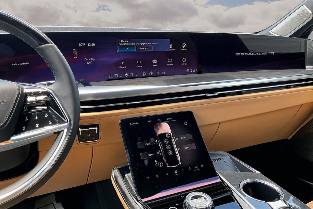 2025 Cadillac ESCALADE IQ Luxury 2