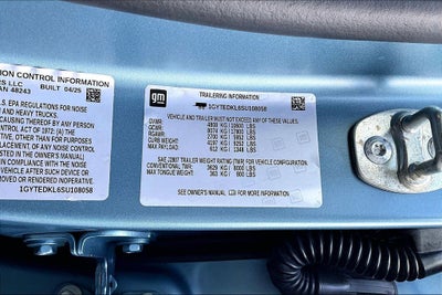 2025 Cadillac ESCALADE IQ Luxury 2