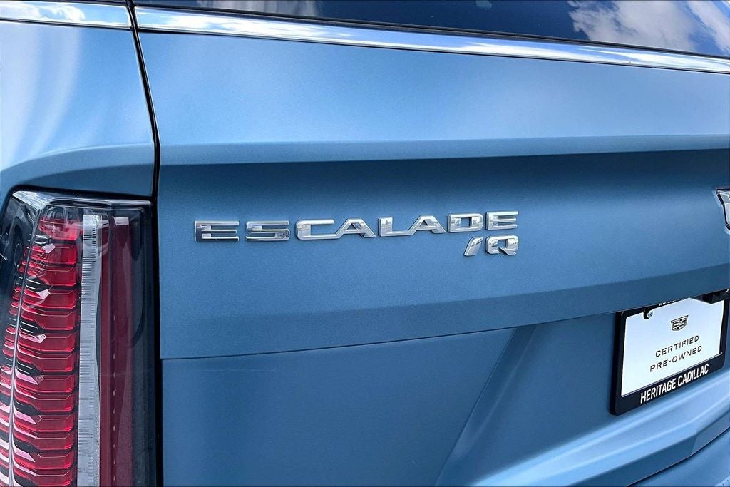 2025 Cadillac ESCALADE IQ Luxury 2
