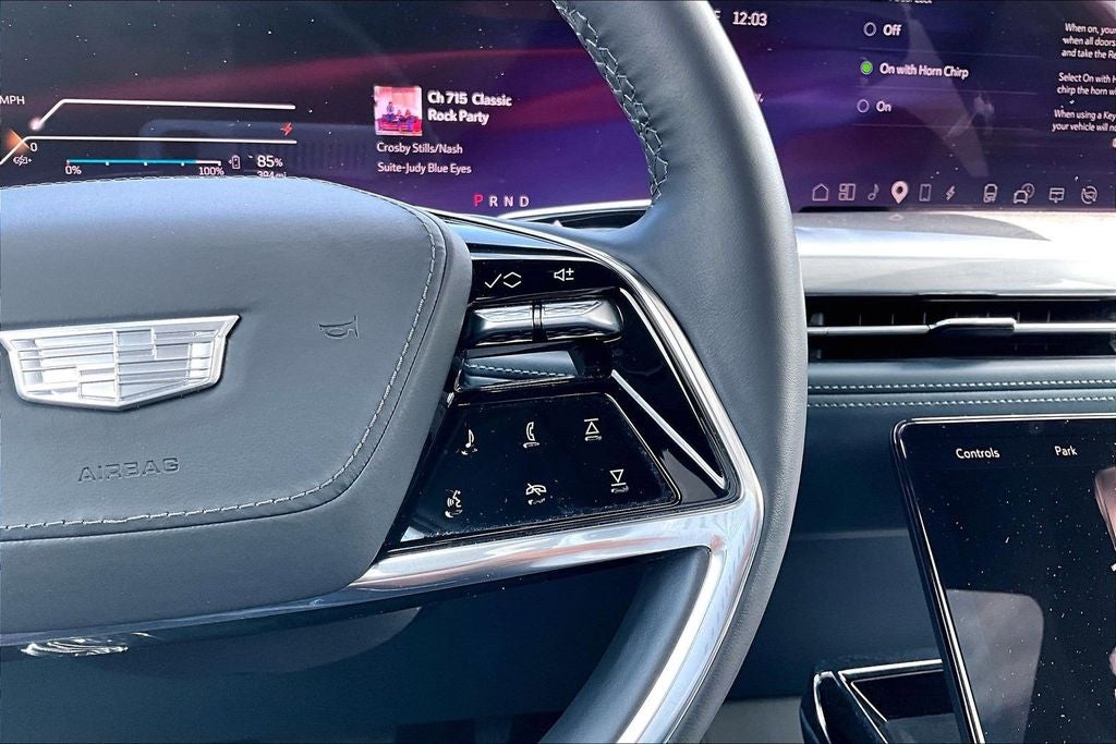 2025 Cadillac ESCALADE IQ Luxury 2