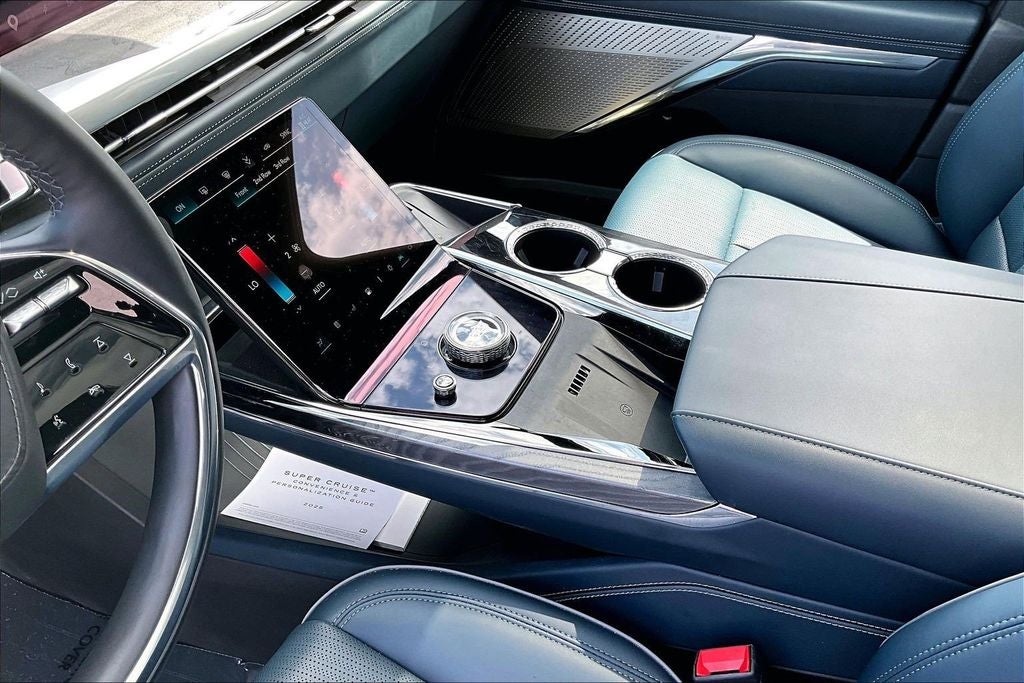 2025 Cadillac ESCALADE IQ Luxury 2