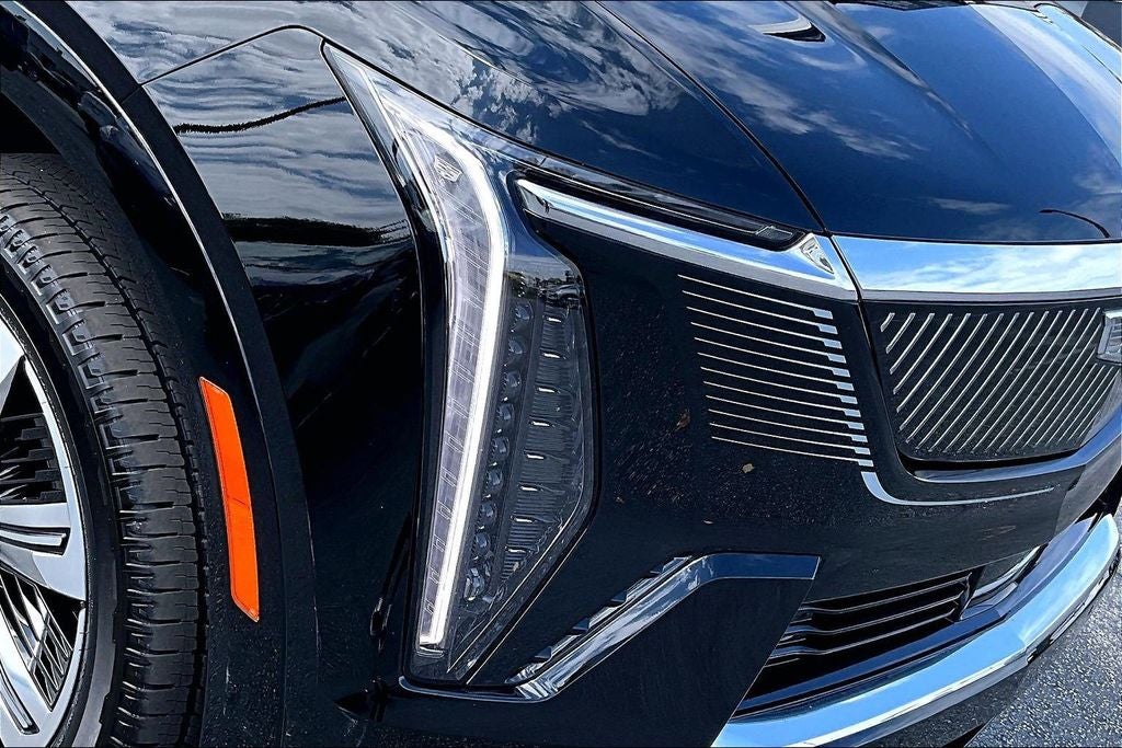 2025 Cadillac ESCALADE IQ Luxury 2