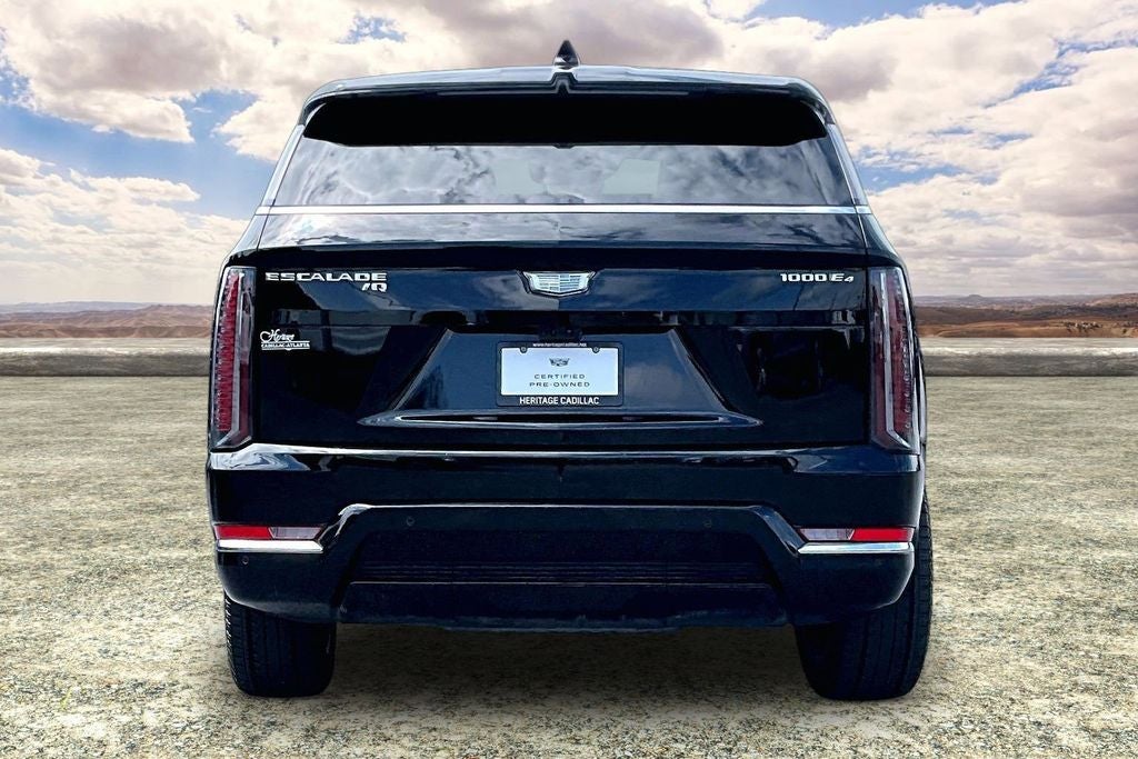 2025 Cadillac ESCALADE IQ Luxury 2