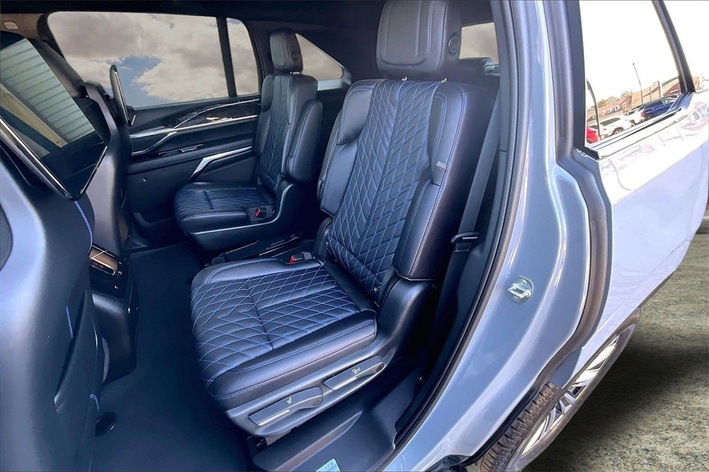 2026 Cadillac ESCALADE IQ Sport