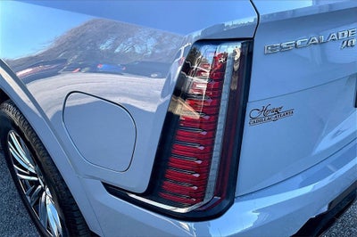 2026 Cadillac ESCALADE IQ Sport
