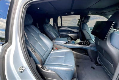 2025 Cadillac ESCALADE IQ Sport 2