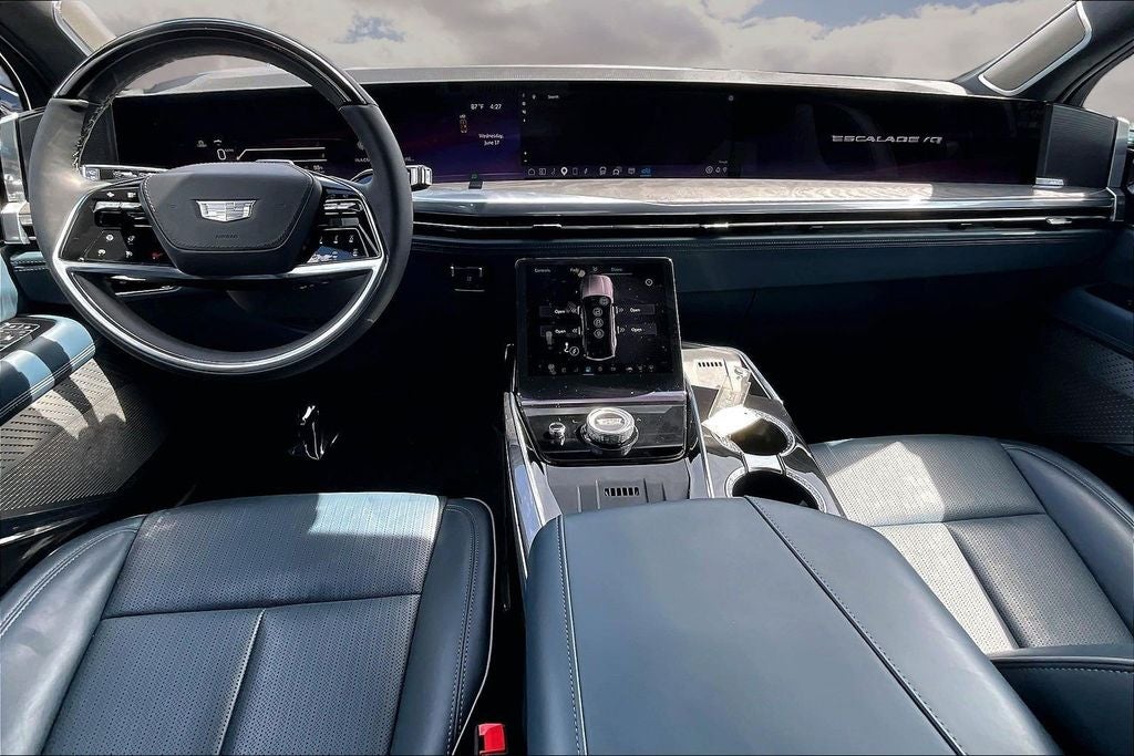 2025 Cadillac ESCALADE IQ Sport 2