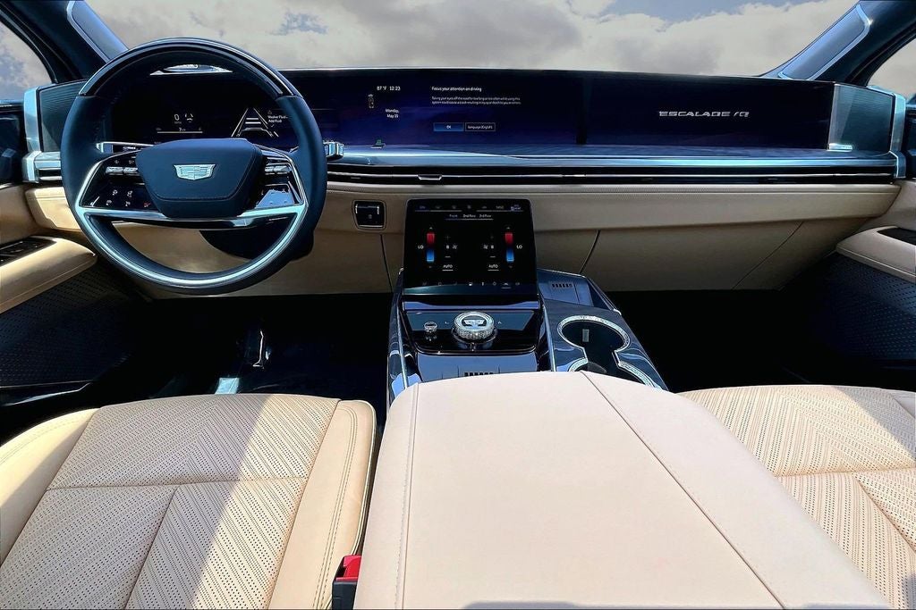 2026 Cadillac ESCALADE IQ Premium Sport