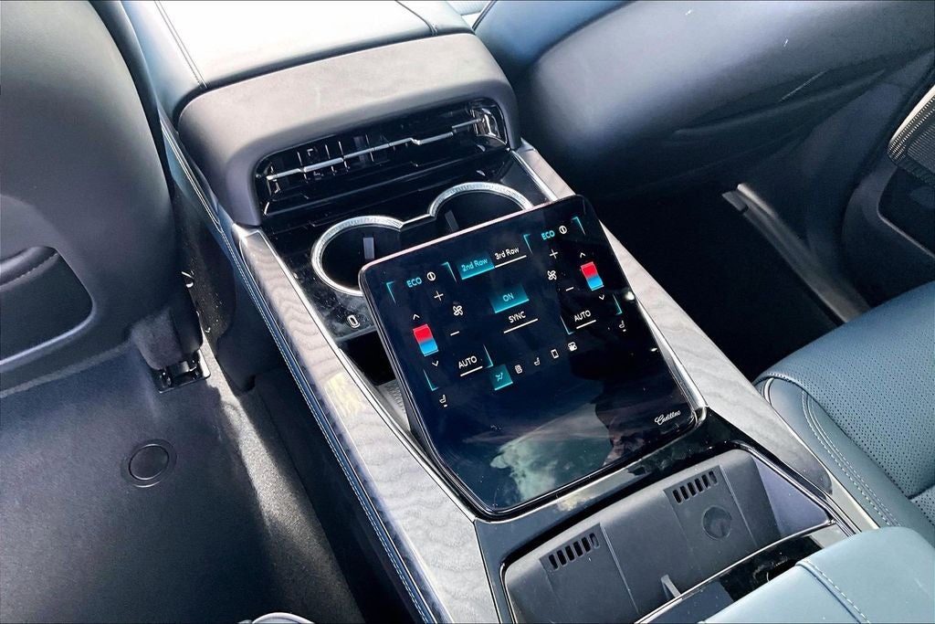 2025 Cadillac ESCALADE IQ Sport 2