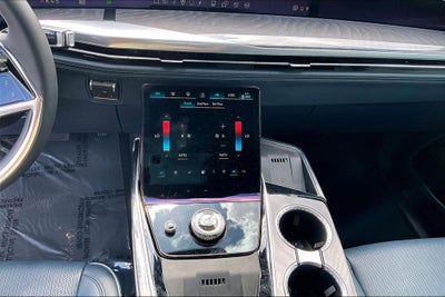 2025 Cadillac ESCALADE IQ Sport 2