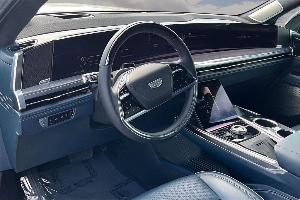 2025 Cadillac ESCALADE IQ Sport 2