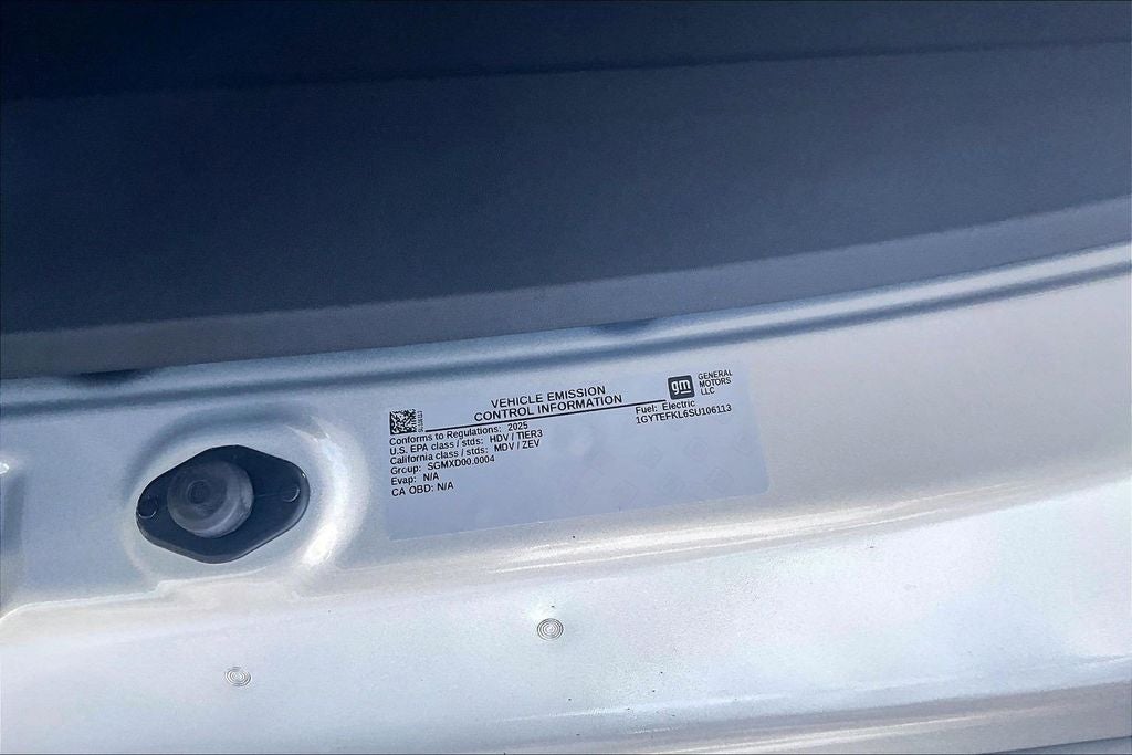 2025 Cadillac ESCALADE IQ Sport 2