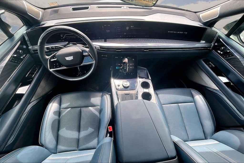 2025 Cadillac ESCALADE IQ Sport 2