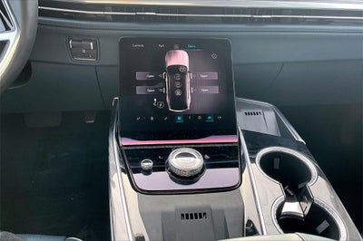 2025 Cadillac ESCALADE IQ Sport 2