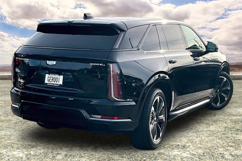 2025 Cadillac ESCALADE IQ Sport 2