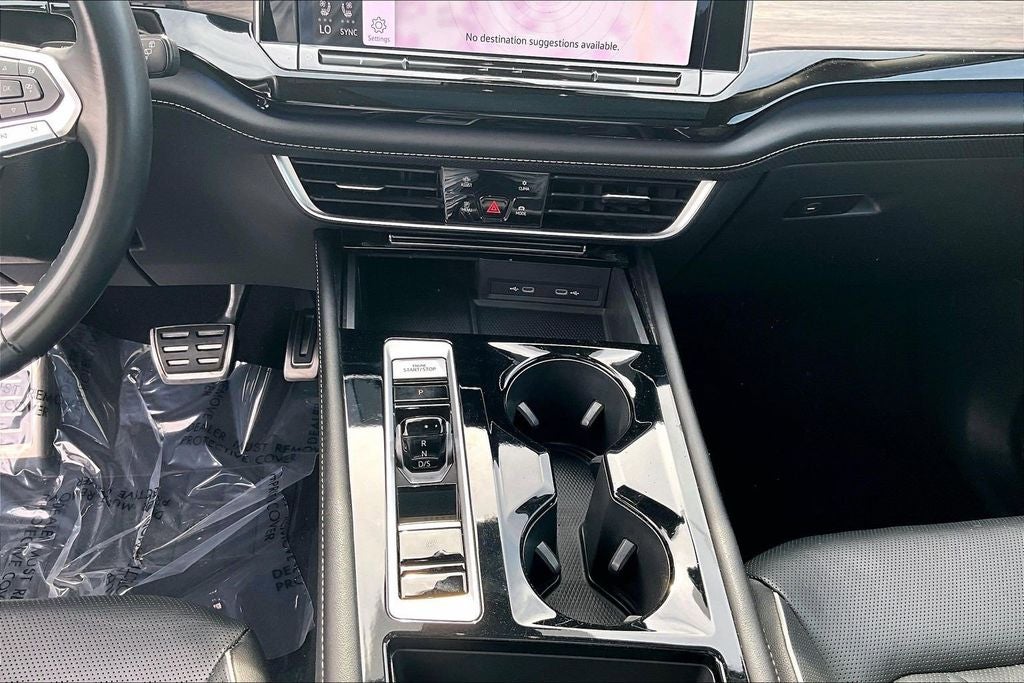 2024 Volkswagen Atlas 2.0T SEL Premium R-Line