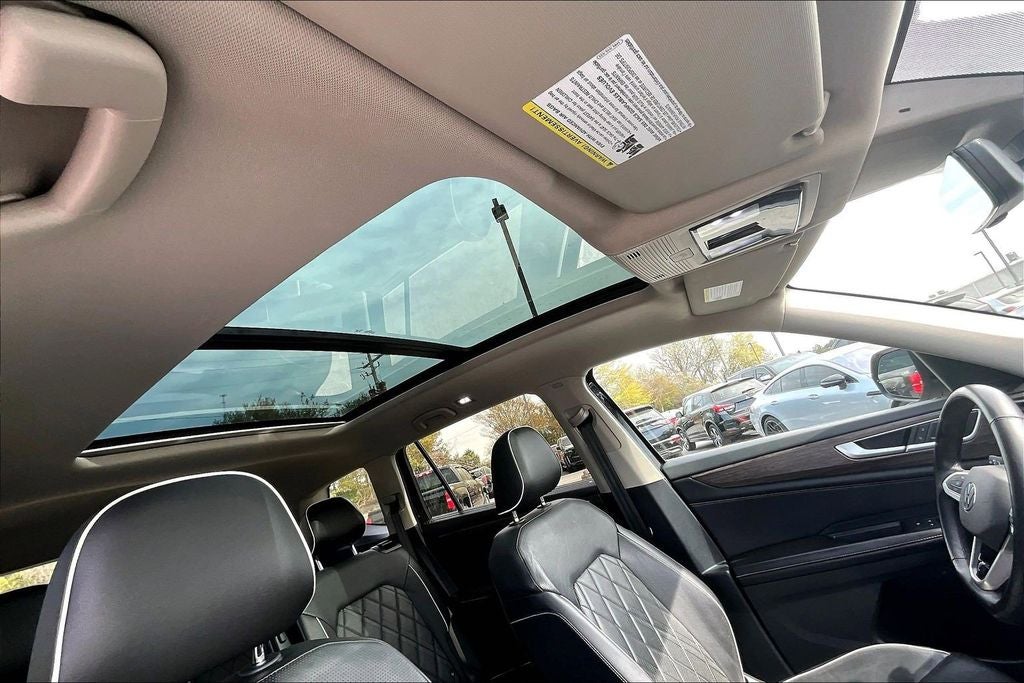 2024 Volkswagen Atlas 2.0T SEL Premium R-Line