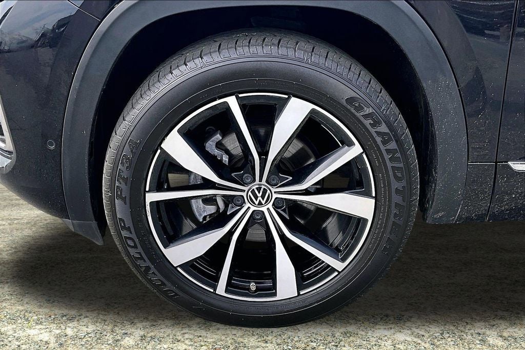 2024 Volkswagen Atlas 2.0T SEL Premium R-Line