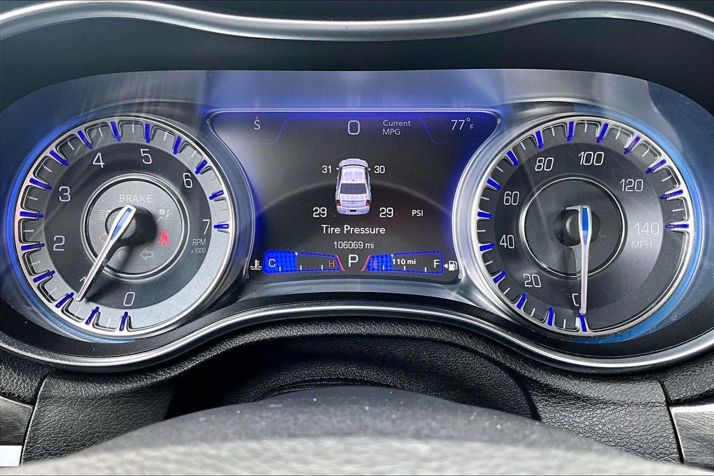 2020 Chrysler 300 Touring