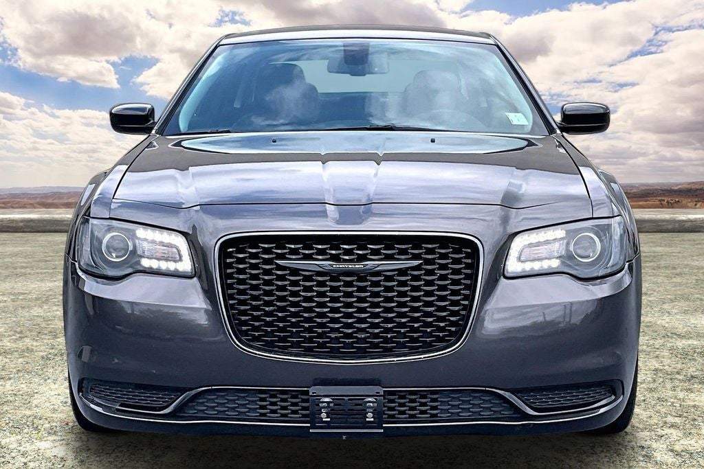 2020 Chrysler 300 Touring