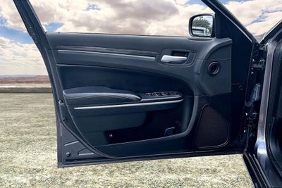 2020 Chrysler 300 Touring