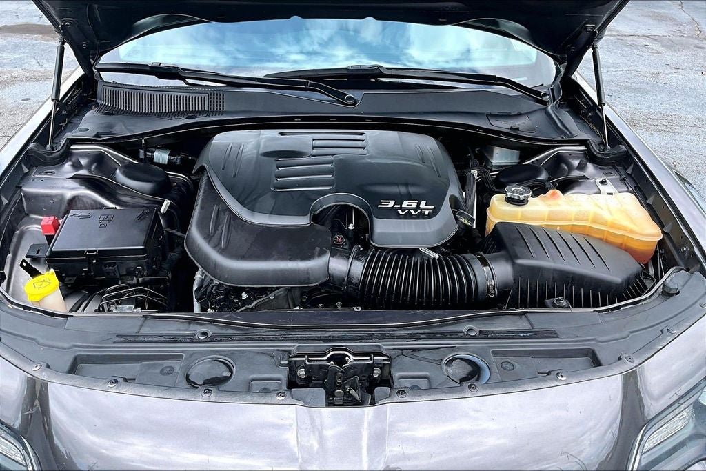 2020 Chrysler 300 Touring