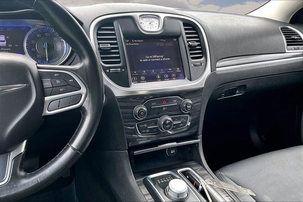 2020 Chrysler 300 Touring