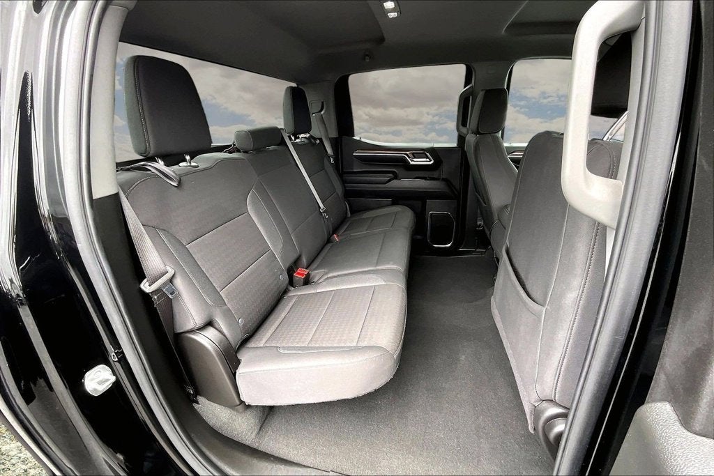 2025 Chevrolet Silverado 1500 LT LT1