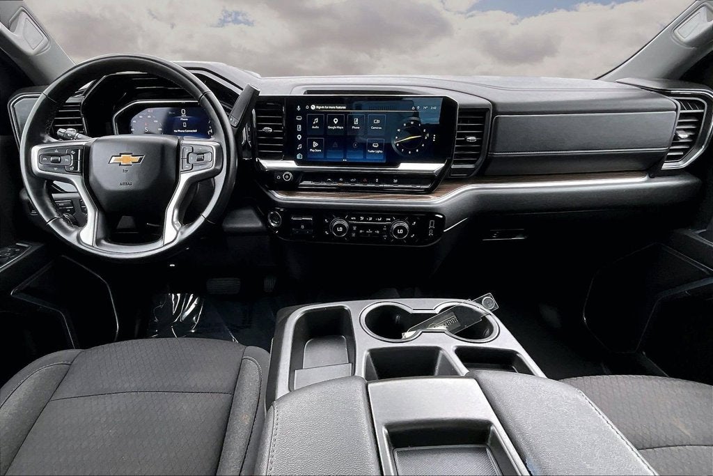 2025 Chevrolet Silverado 1500 LT LT1