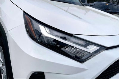 2024 Toyota RAV4 LE