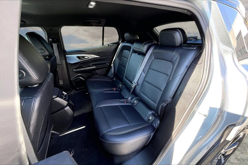 2024 Chevrolet Equinox EV LT