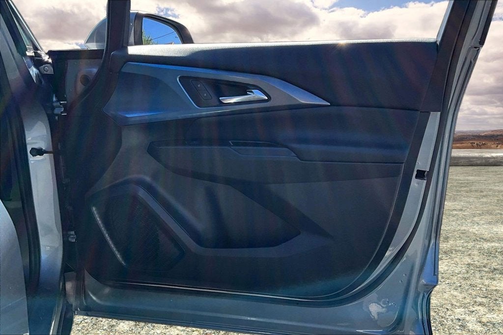2024 Chevrolet Equinox EV LT