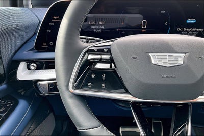 2025 Cadillac OPTIQ Luxury 2