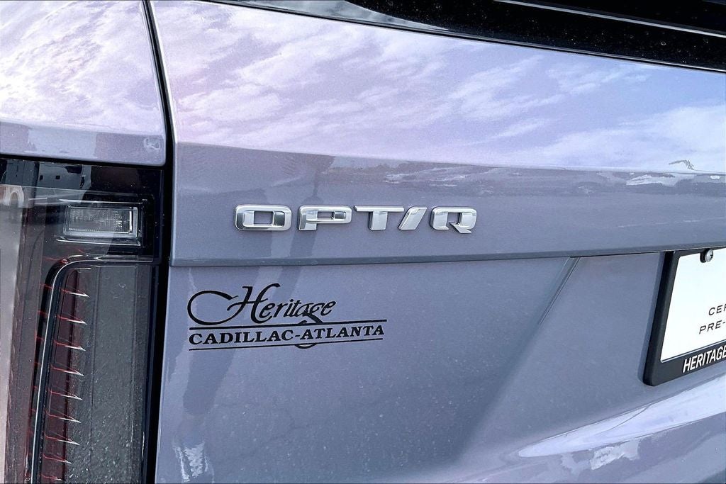 2025 Cadillac OPTIQ Luxury 2