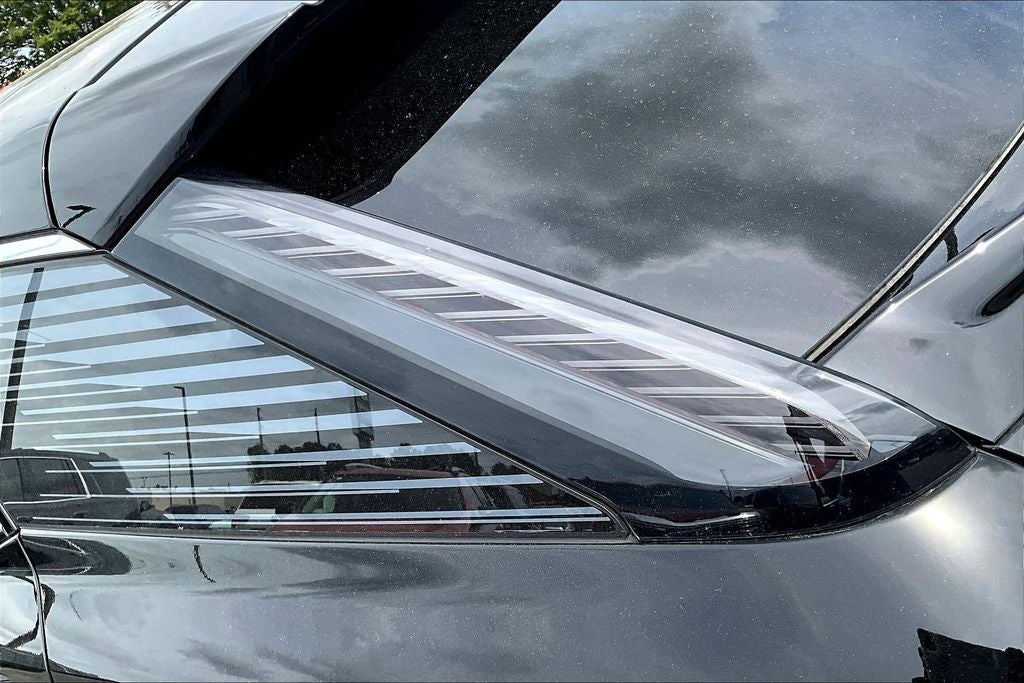2025 Cadillac OPTIQ Luxury 2