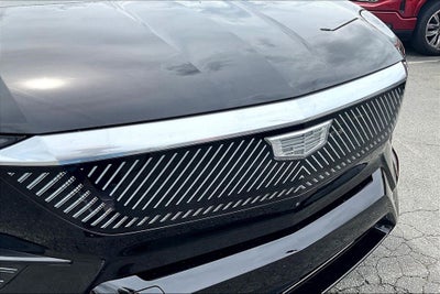 2025 Cadillac OPTIQ Luxury 2
