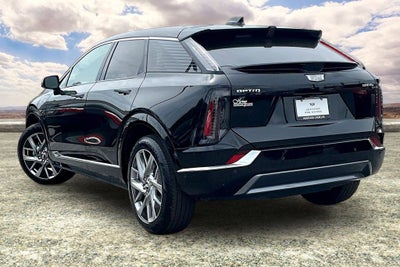 2025 Cadillac OPTIQ Luxury 2