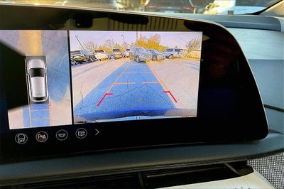 2025 Cadillac OPTIQ Luxury 2