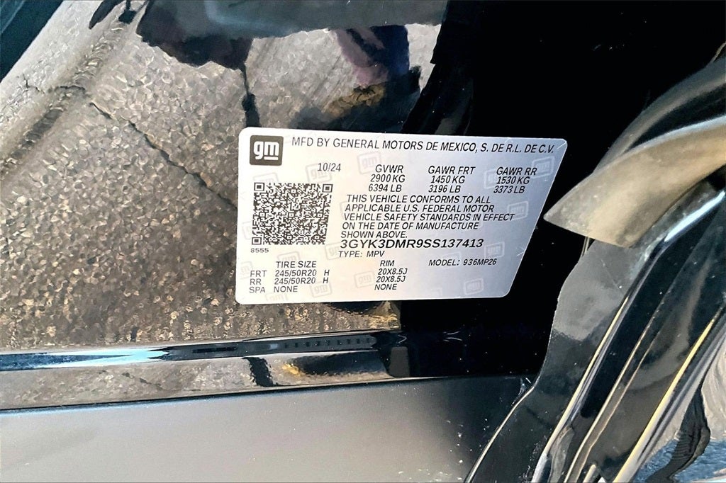 2025 Cadillac OPTIQ Luxury 2