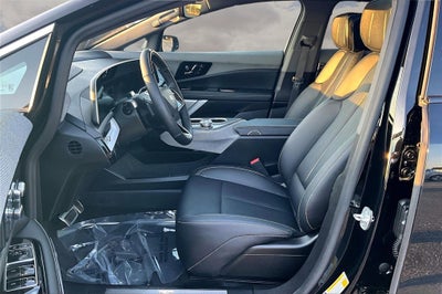 2025 Cadillac OPTIQ Luxury 2