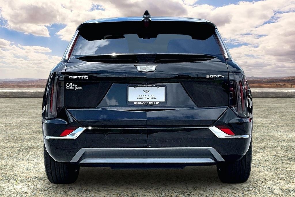 2025 Cadillac OPTIQ Luxury 2