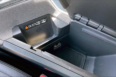 2025 Cadillac OPTIQ Sport 2