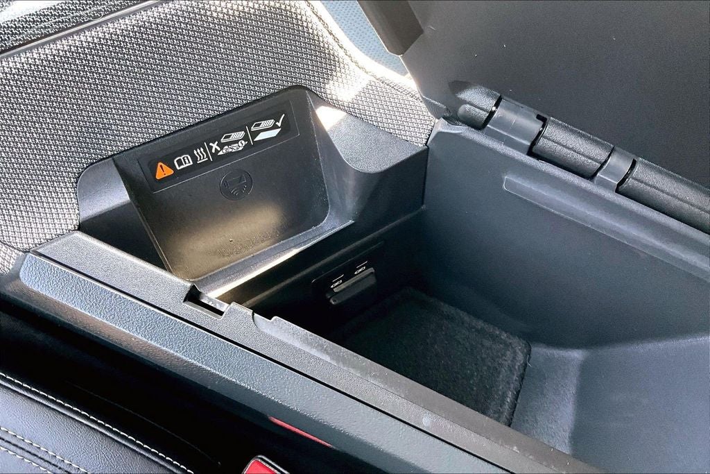 2025 Cadillac OPTIQ Sport 2
